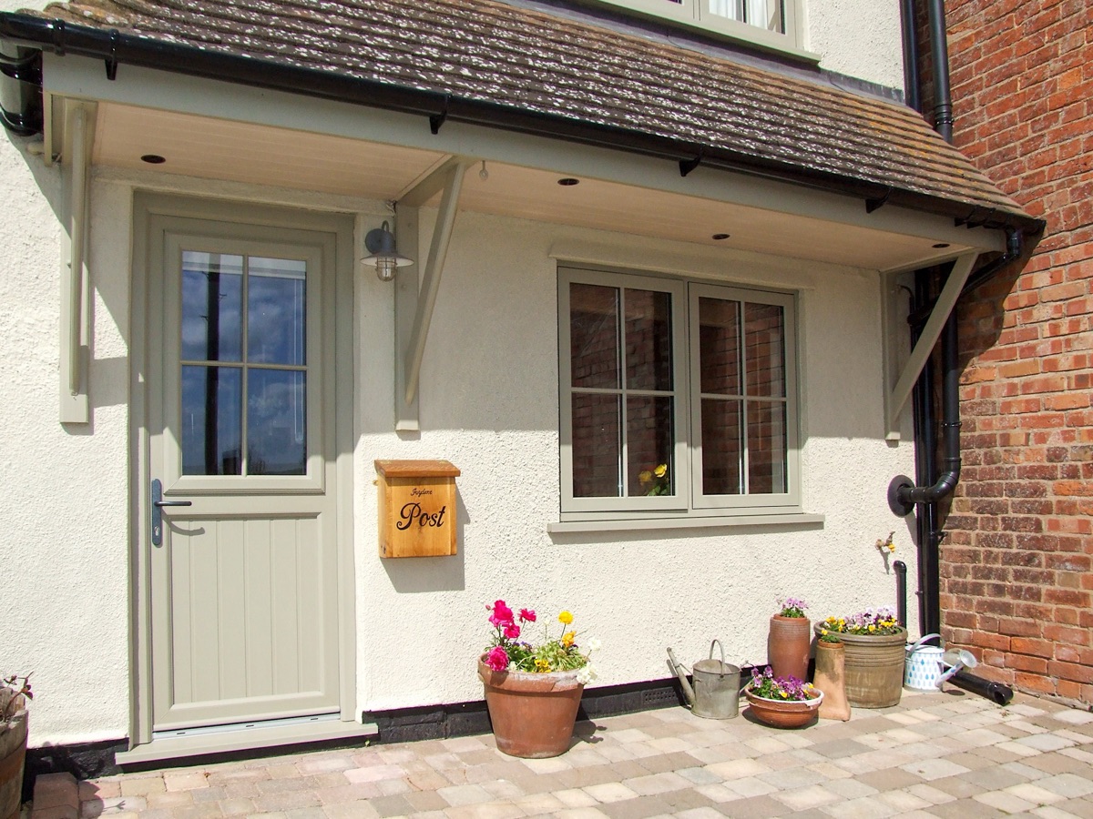 Evolution windows monkey tail handles